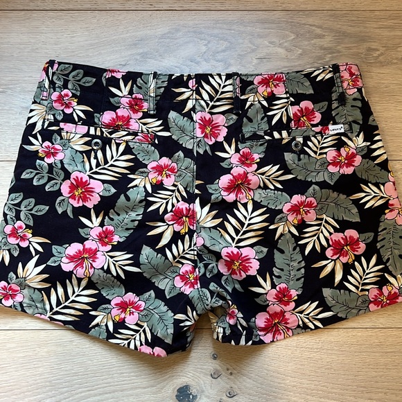 Levi’s Tropical Print Mens Short Festival Shorts in Size 38 - Picture 3 of 6